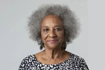 Linda R.